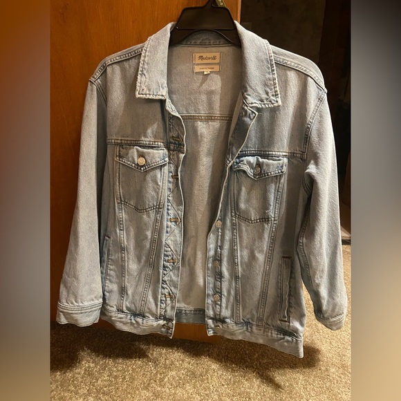 Madewell Jackets & Blazers - Madewell Oversized Denim Trucker Jacket